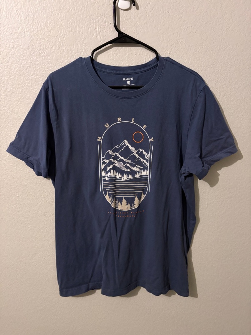 Hurley Men's Navy Mountain Graphic Tee